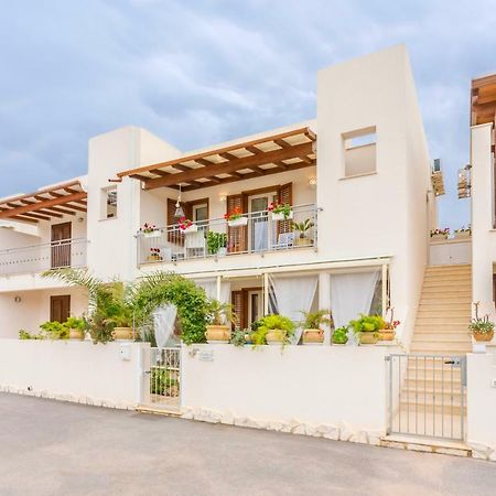 Cima Bianca Bed & Breakfast San Vito Lo Capo Bagian luar foto