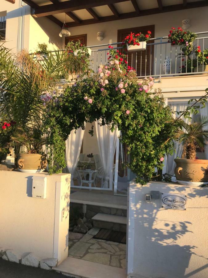 Cima Bianca Bed & Breakfast San Vito Lo Capo Bagian luar foto
